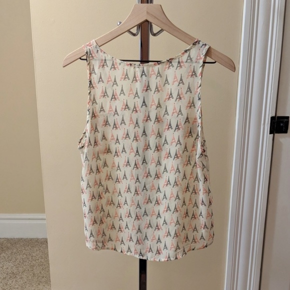 💘 Under Skies tank top. - Picture 2 of 6